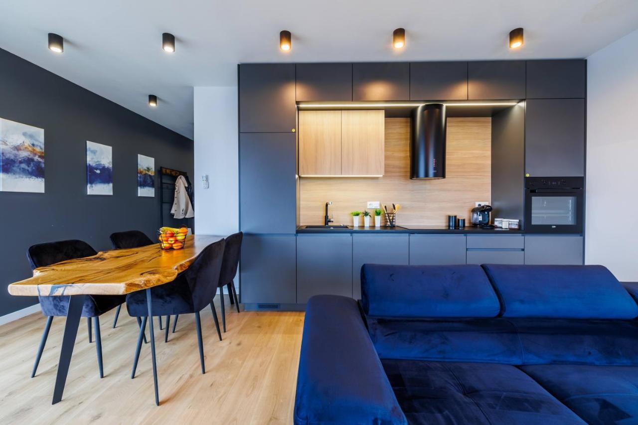 Panorama Capital Black เชชูฟ ภายนอก รูปภาพ